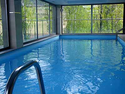 2009-04-16-schwimmbad.jpg